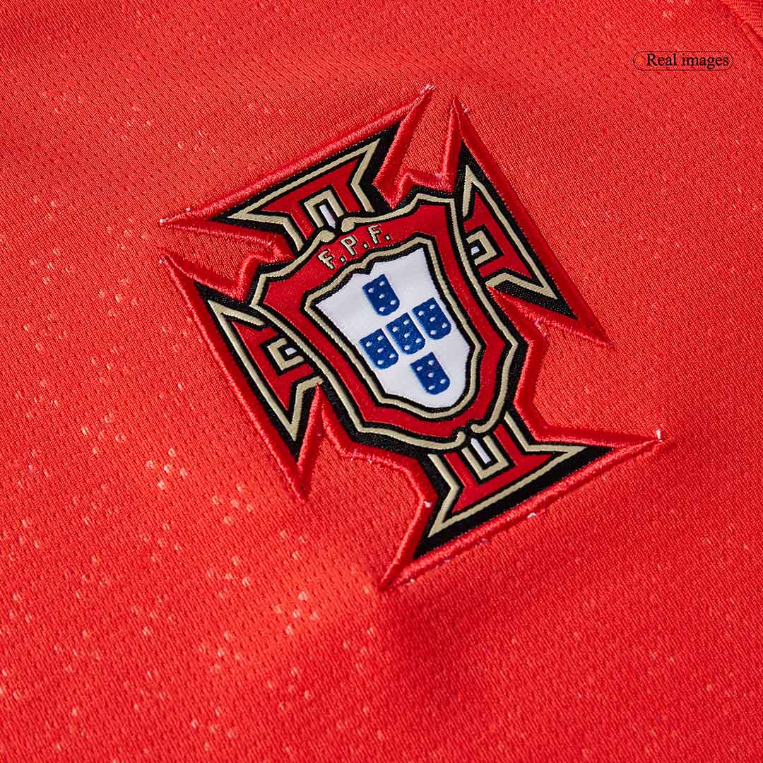 Portugal Home Long Sleeve Soccer Jersey 2025 Red