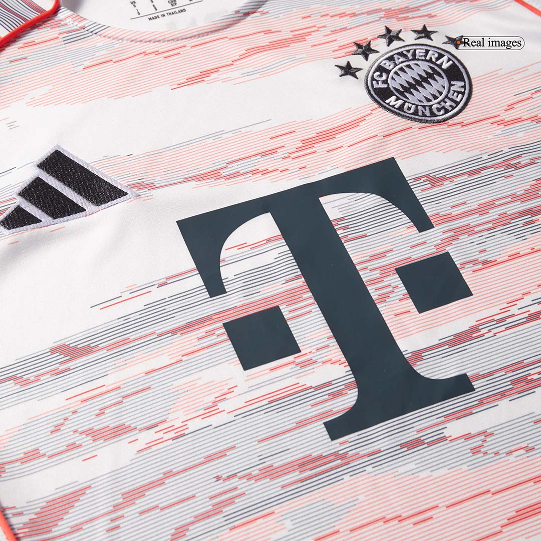 MÜLLER  #25 Bayern Munich Away Soccer Jersey 2025/26 White
