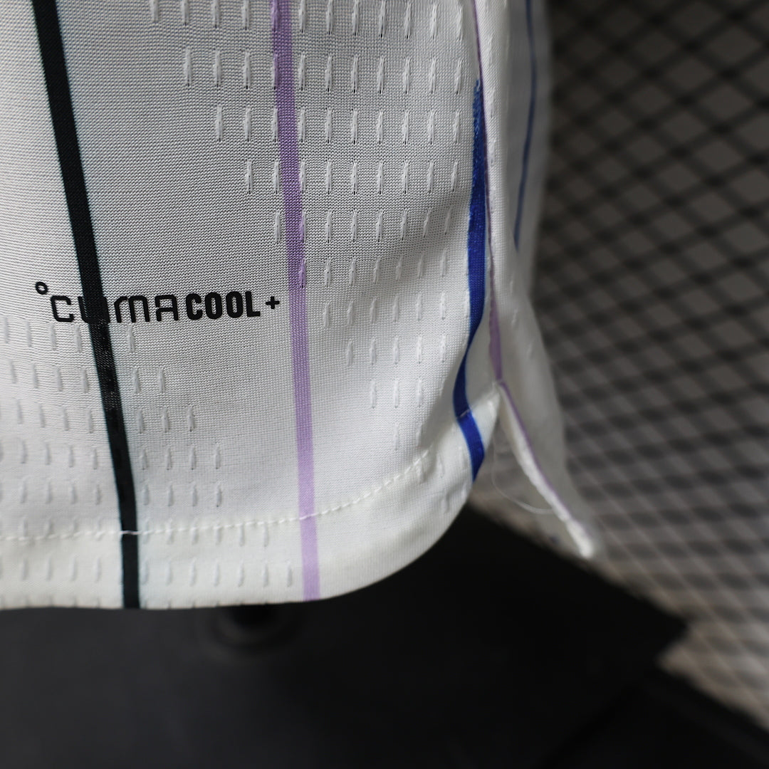 2026/27 Japan Away Player Version Soccer Jersey Long Sleeve