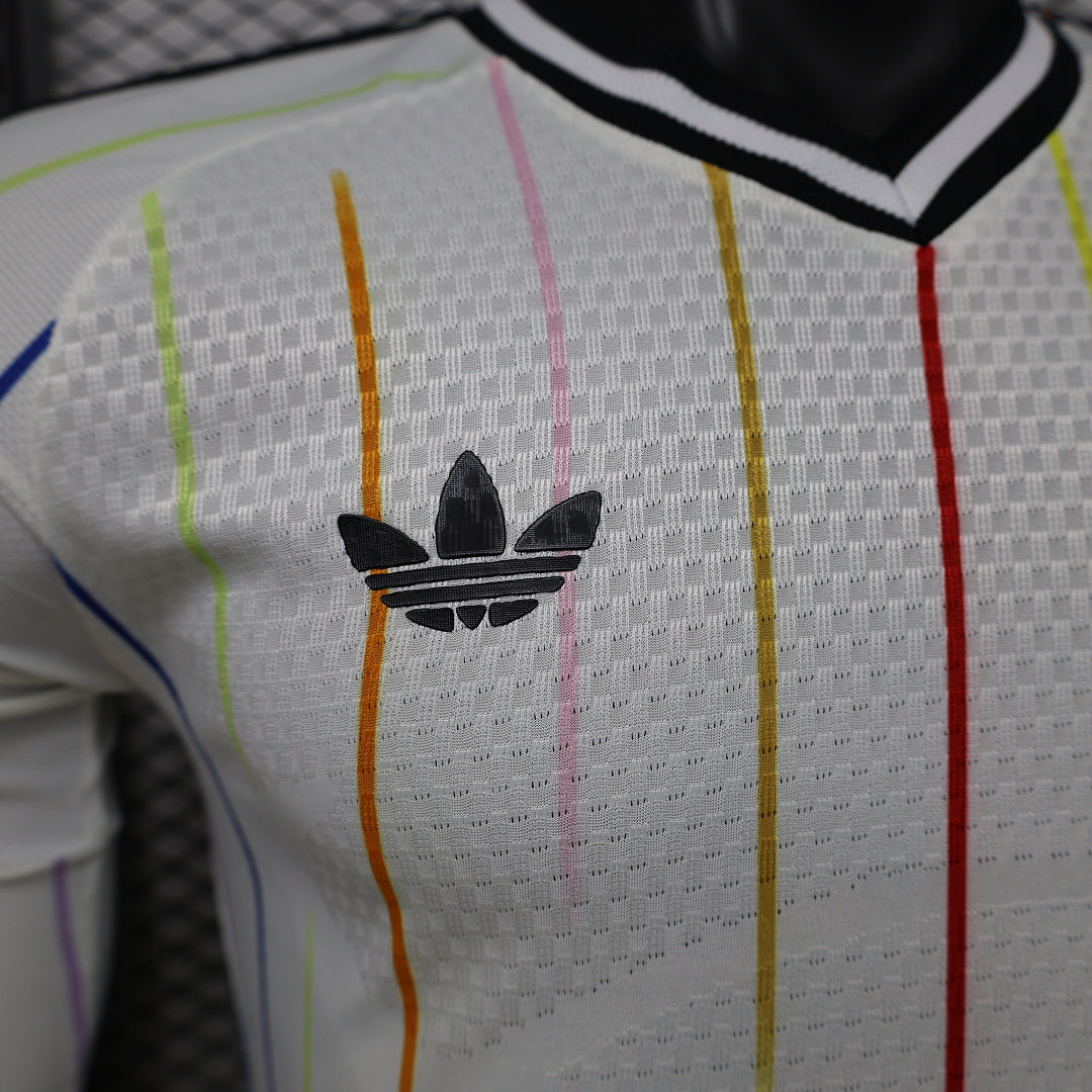 2026/27 Japan Away Player Version Soccer Jersey Long Sleeve