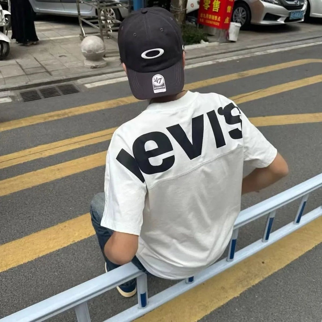 Levi's Men's White Short Sleeve Crewneck T-Shirt with Black Batwing Logo