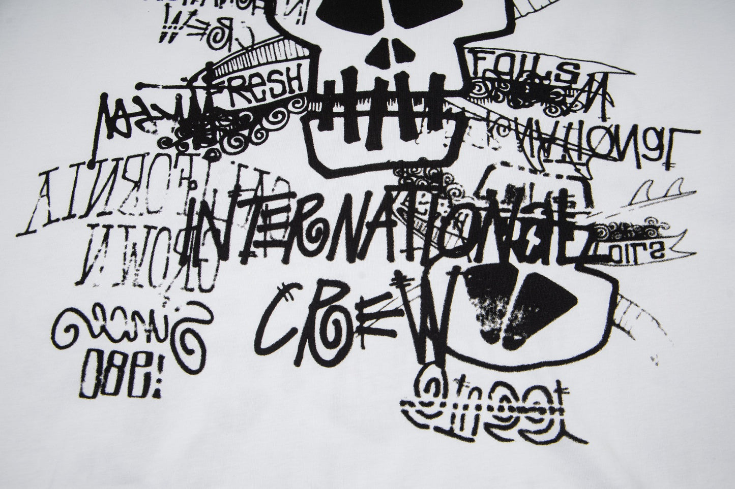 Stüssy International Crew Graffiti Skull T-Shirt - White