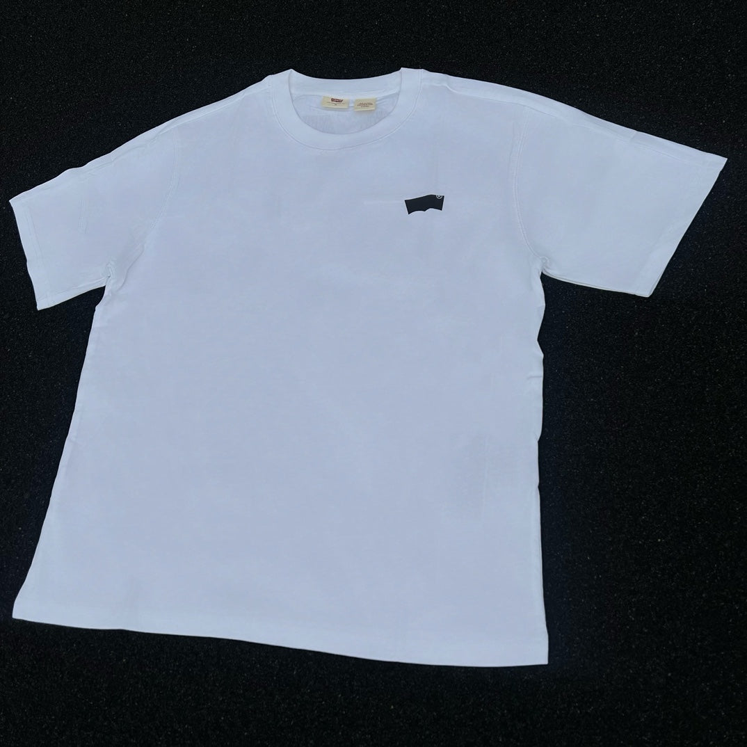 Levi's Men's White Short Sleeve Crewneck T-Shirt with Black Batwing Logo
